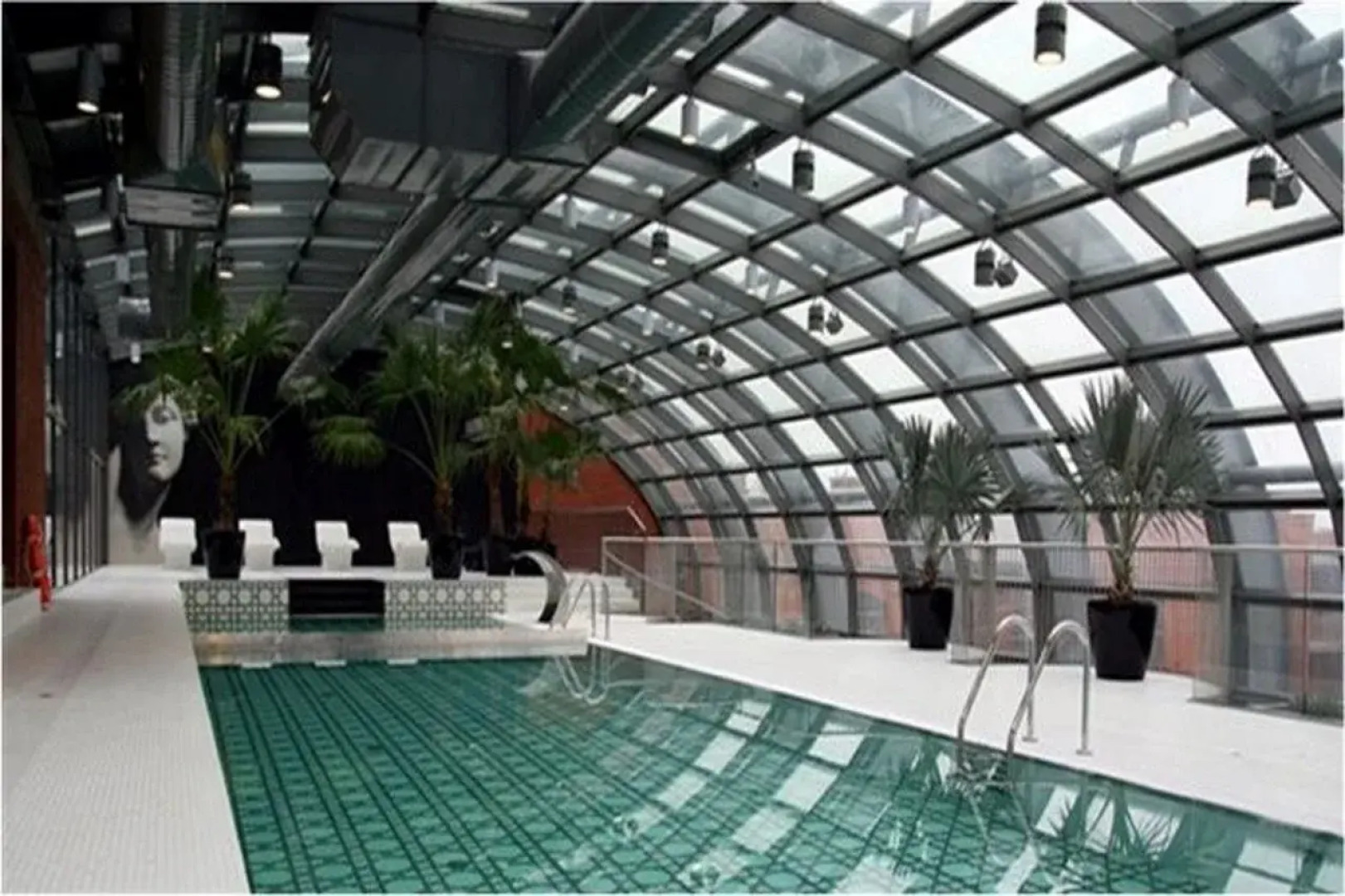 City Park Hotel & Residence