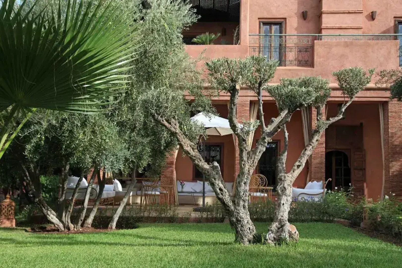 Villa Layyine - Moroccan Sumptuousness in a Sumptuous 4 Bedroom Riad