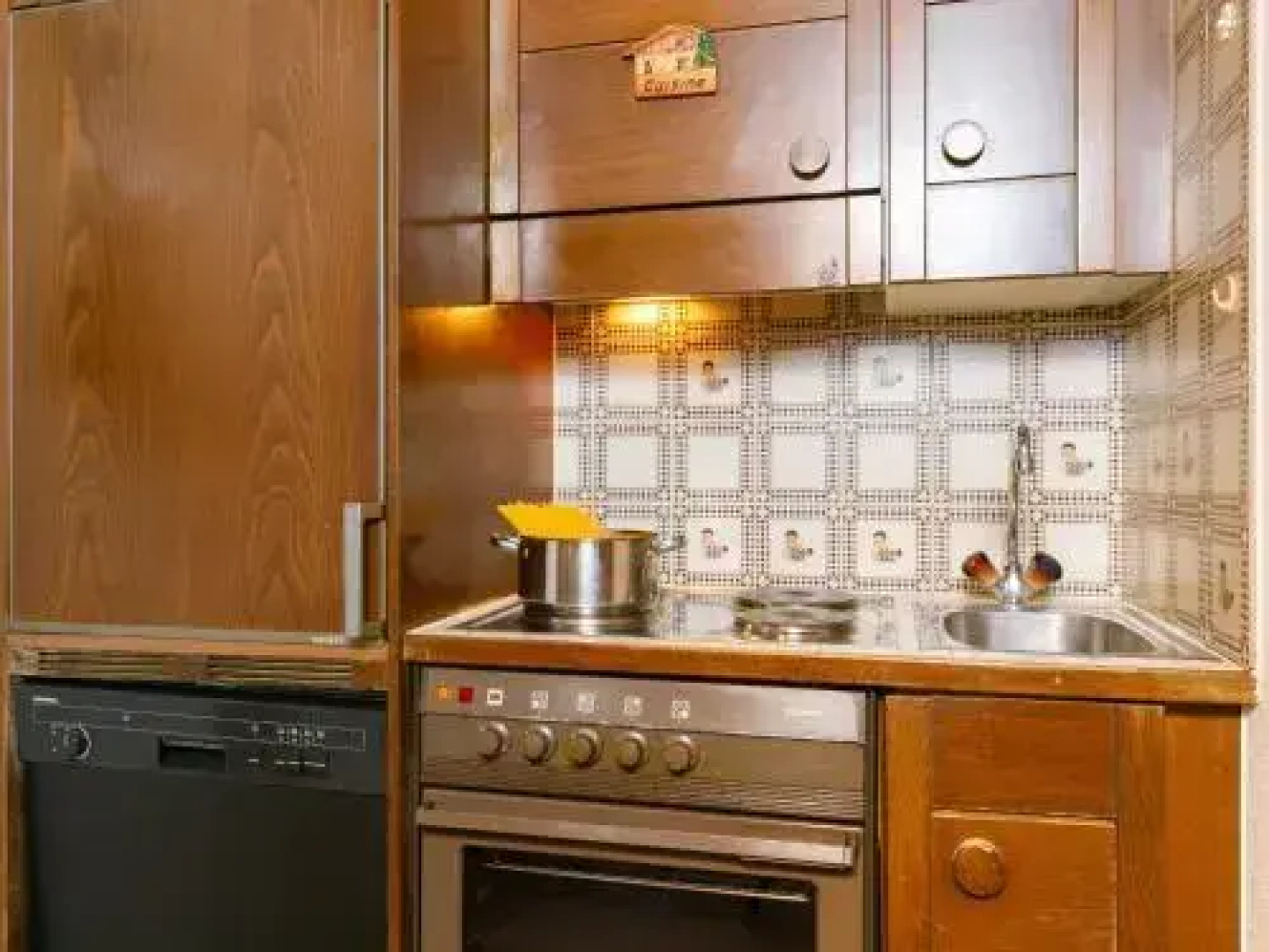 33-2 - One Bedroom