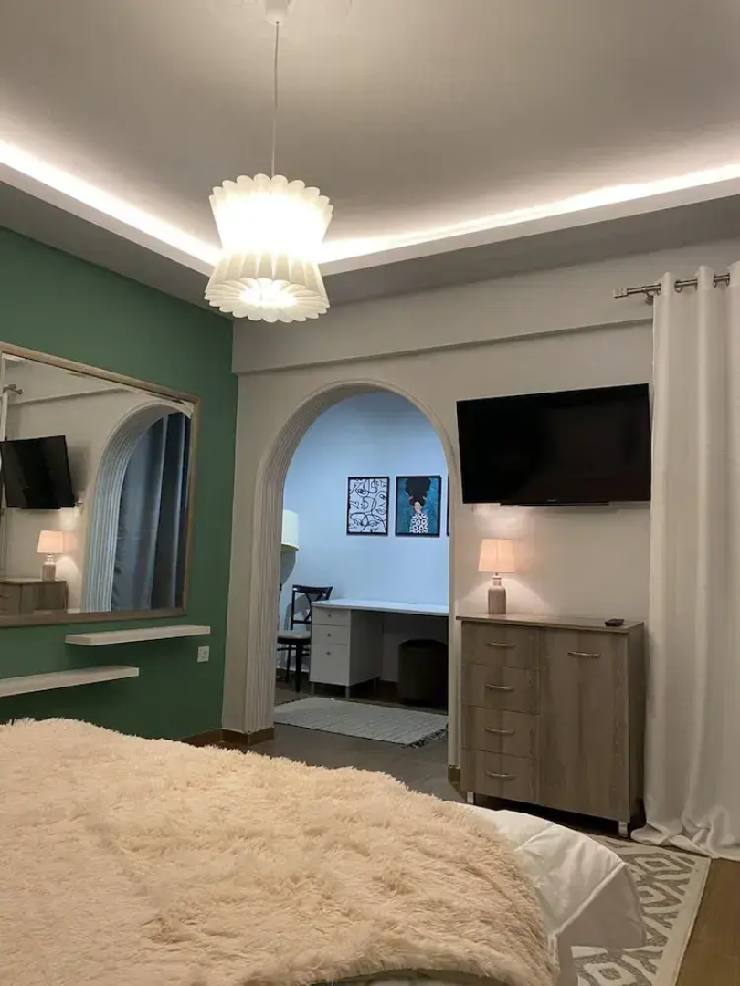 Oasis Garden Apartment