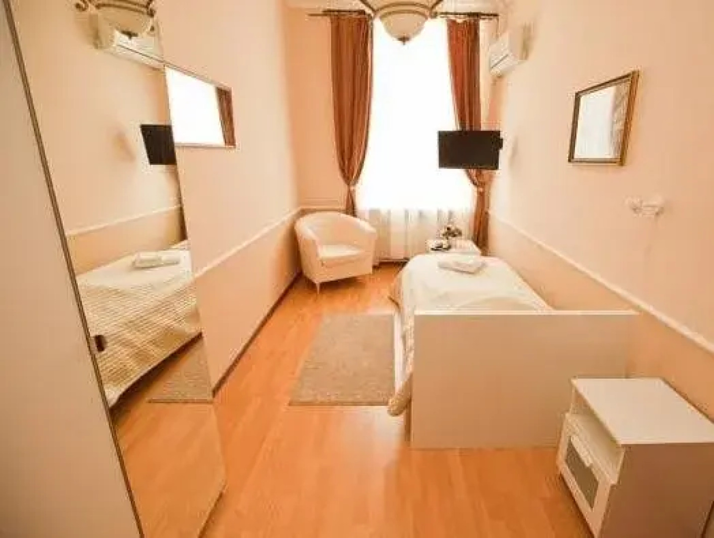 Gorkoff at Ostozhenka