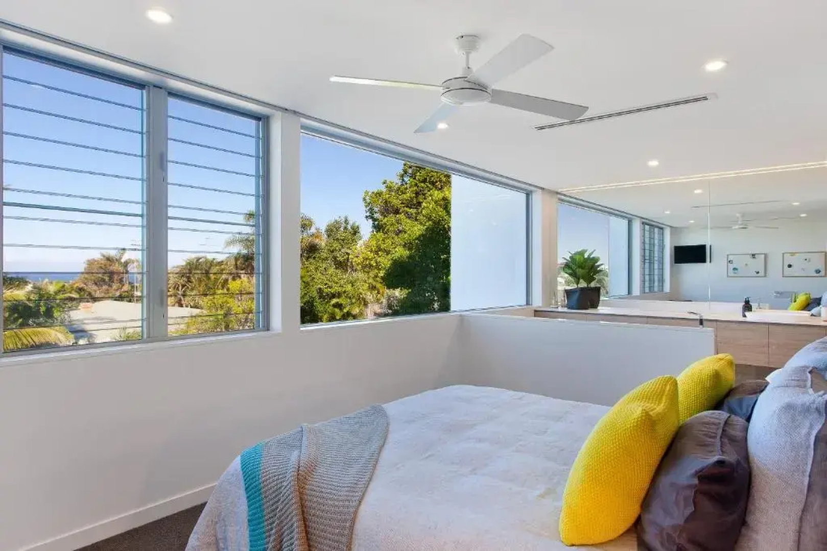 Bluey's Beach House - 5 Bedroom