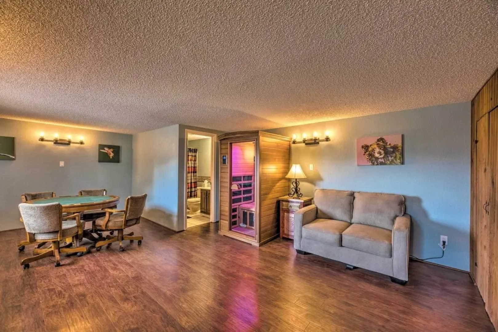 Alto Cabin w/ Stunning Views, Hot Tub + Sauna!