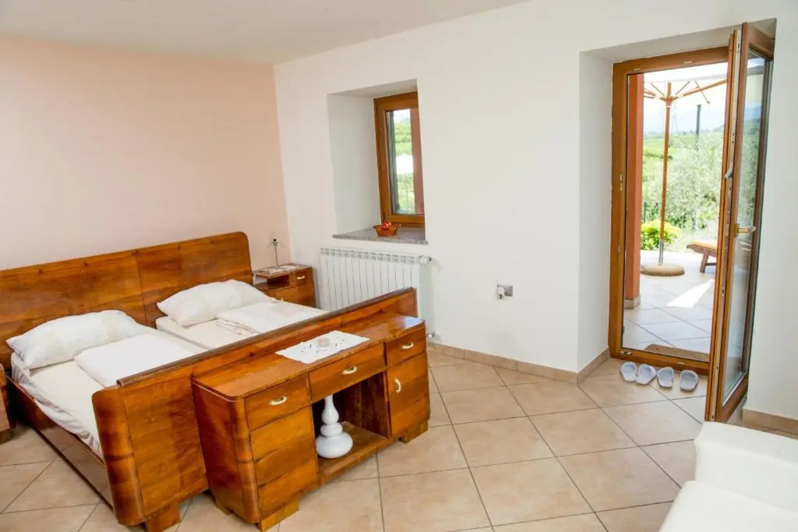 Zoi Apartments