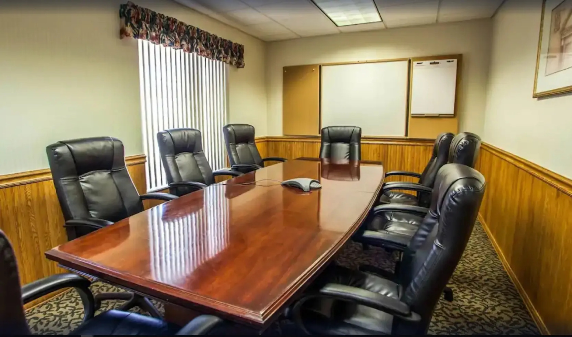 Comfort Inn & Suites Geneva - West Chicago