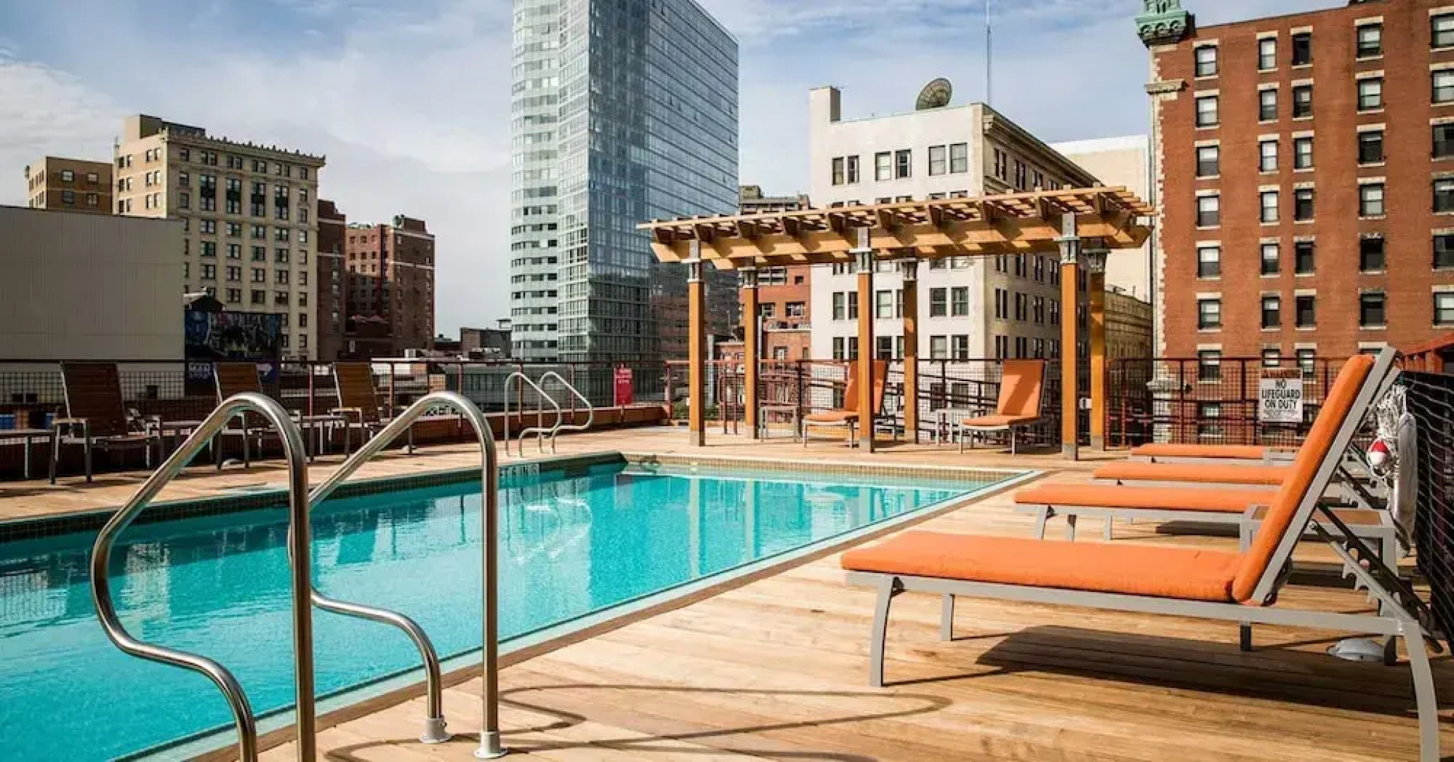 Global Luxury Suites at Boston Common