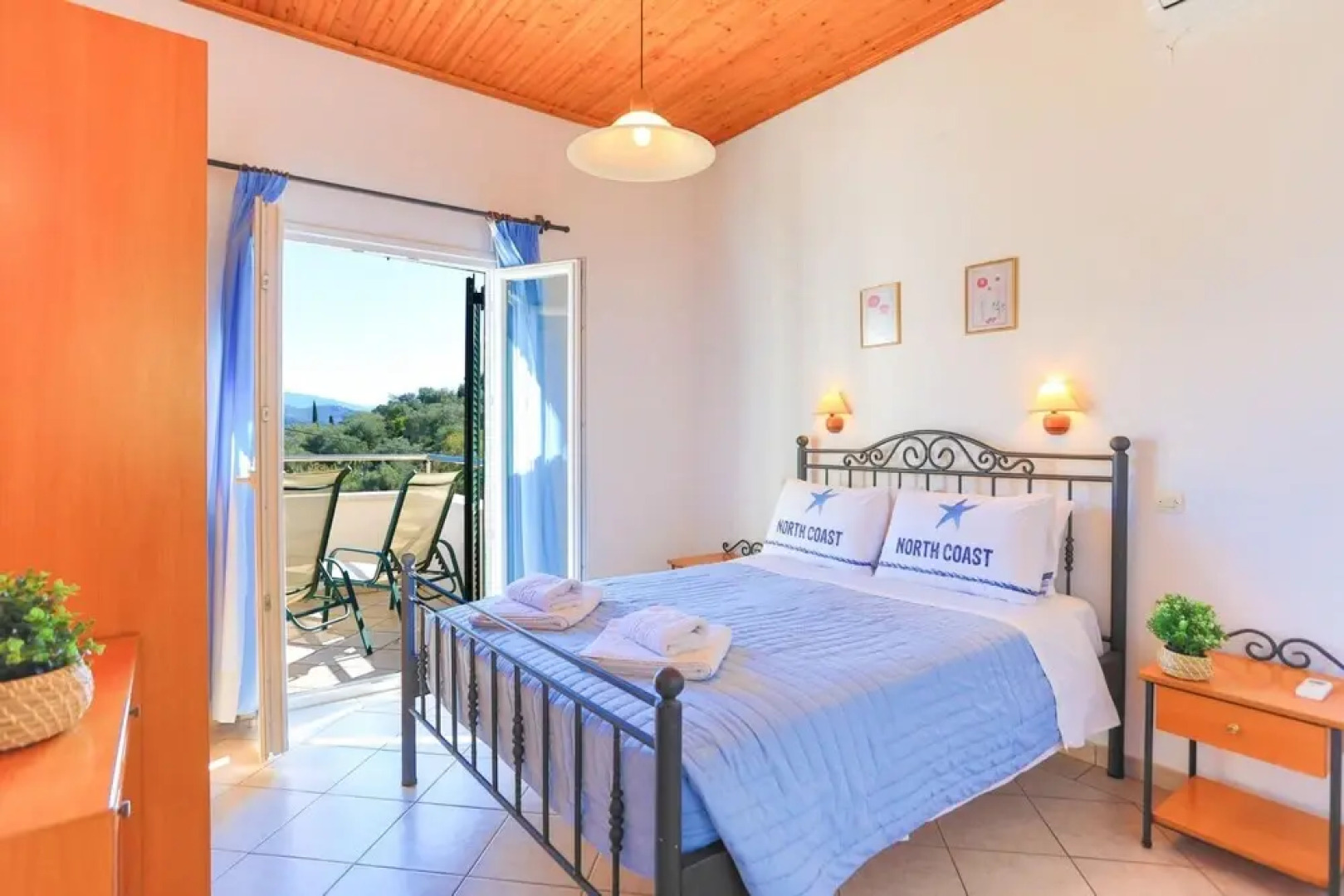 Alexandra Bay Front in