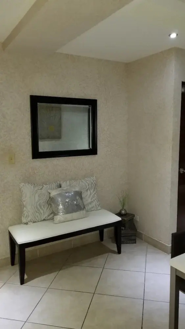 Modern and Cozy Miramar