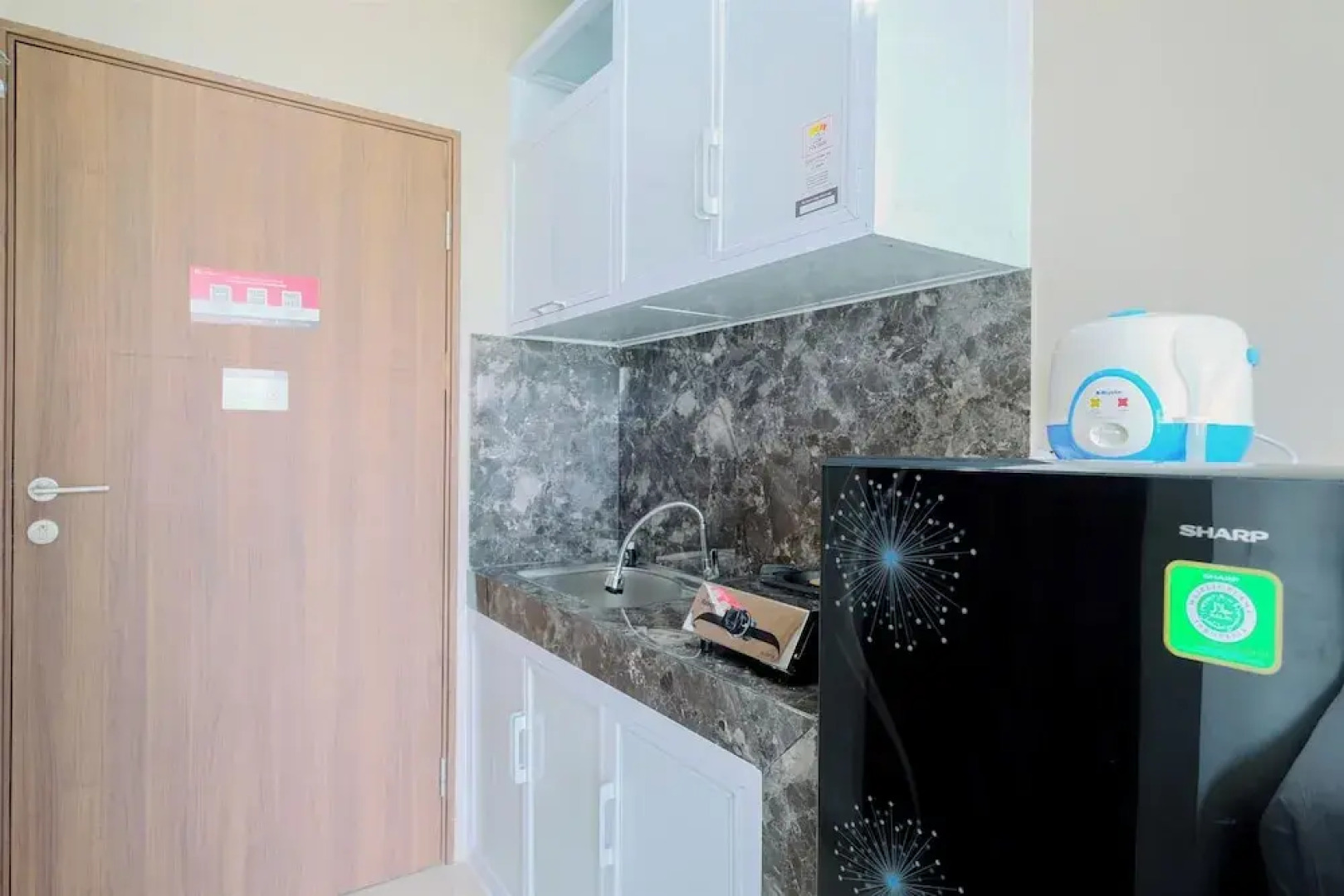 Cozy And Restful Studio Lrt City Sentul - Royal Sentul Park Apartment