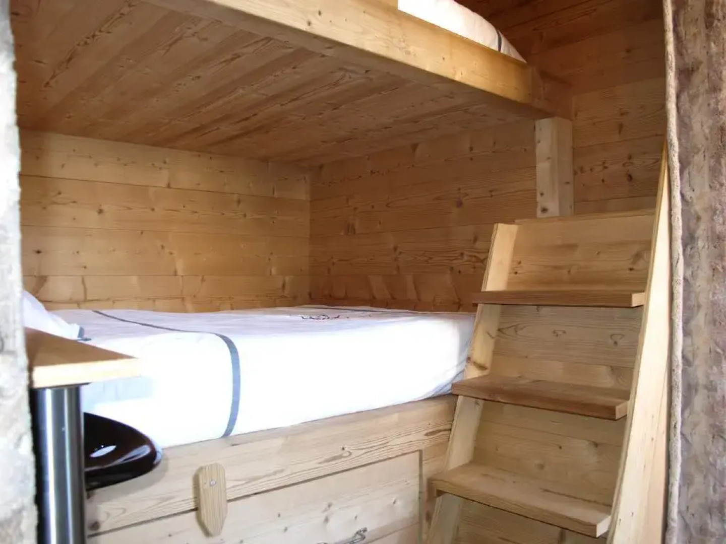 LIsle "Lofts & Lakes"