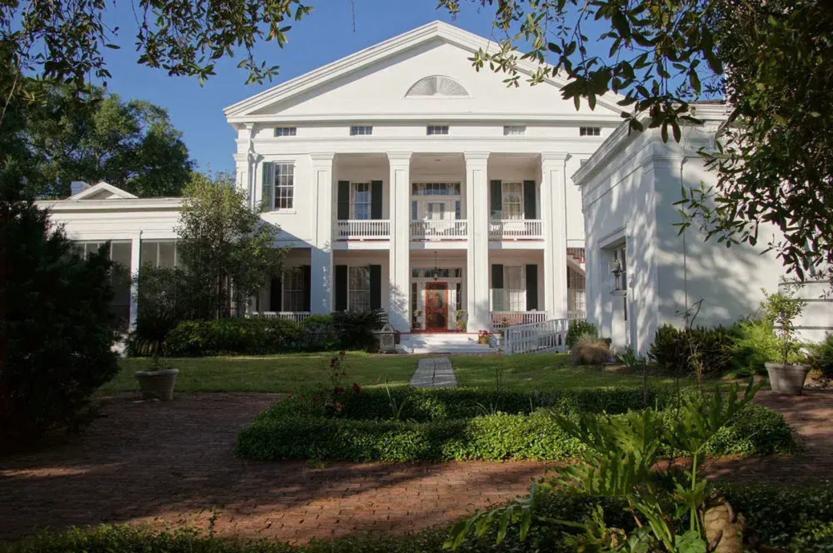 Madewood Plantation Mansion