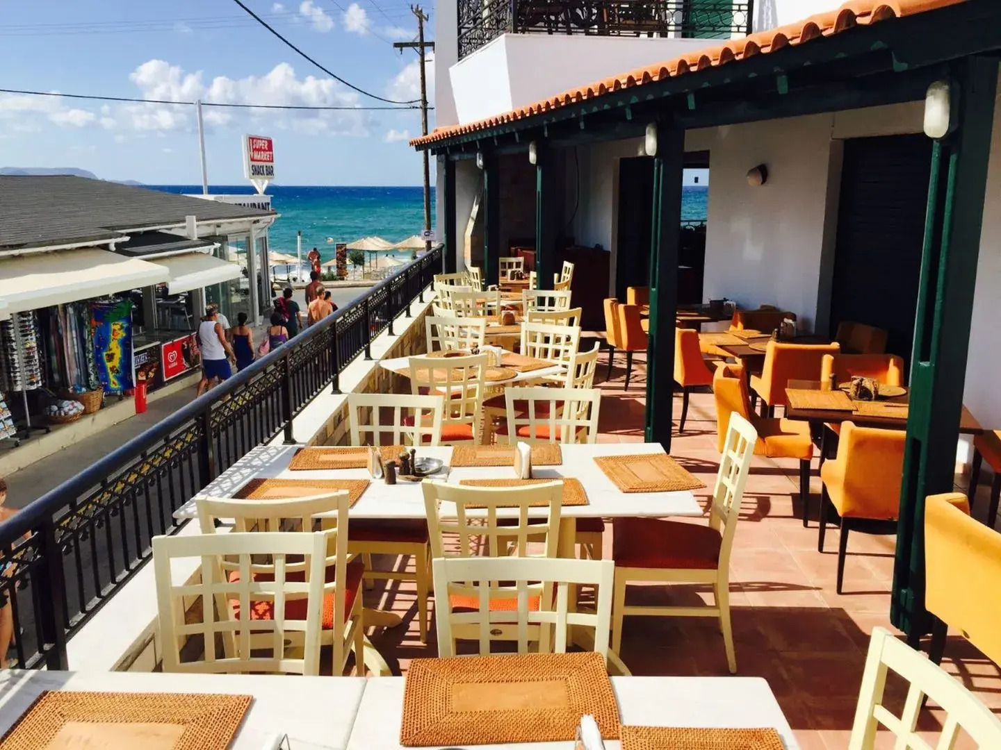 Diogenis Blue Palace