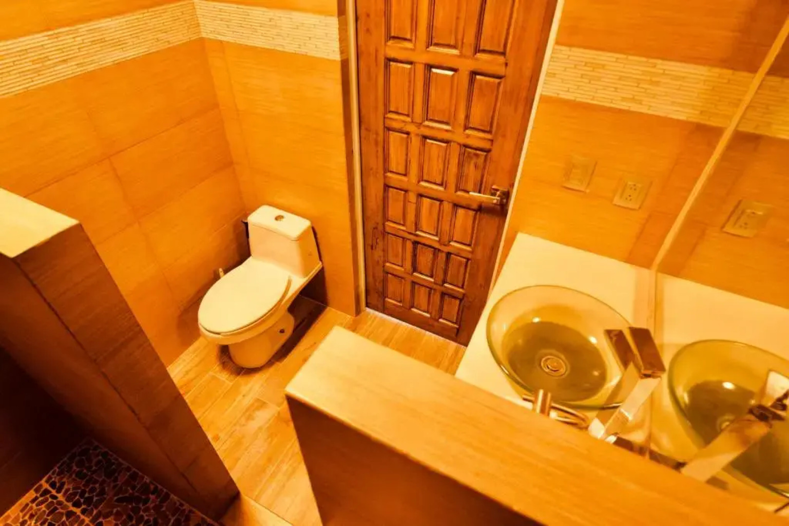 Maz4you Beachfront Condo