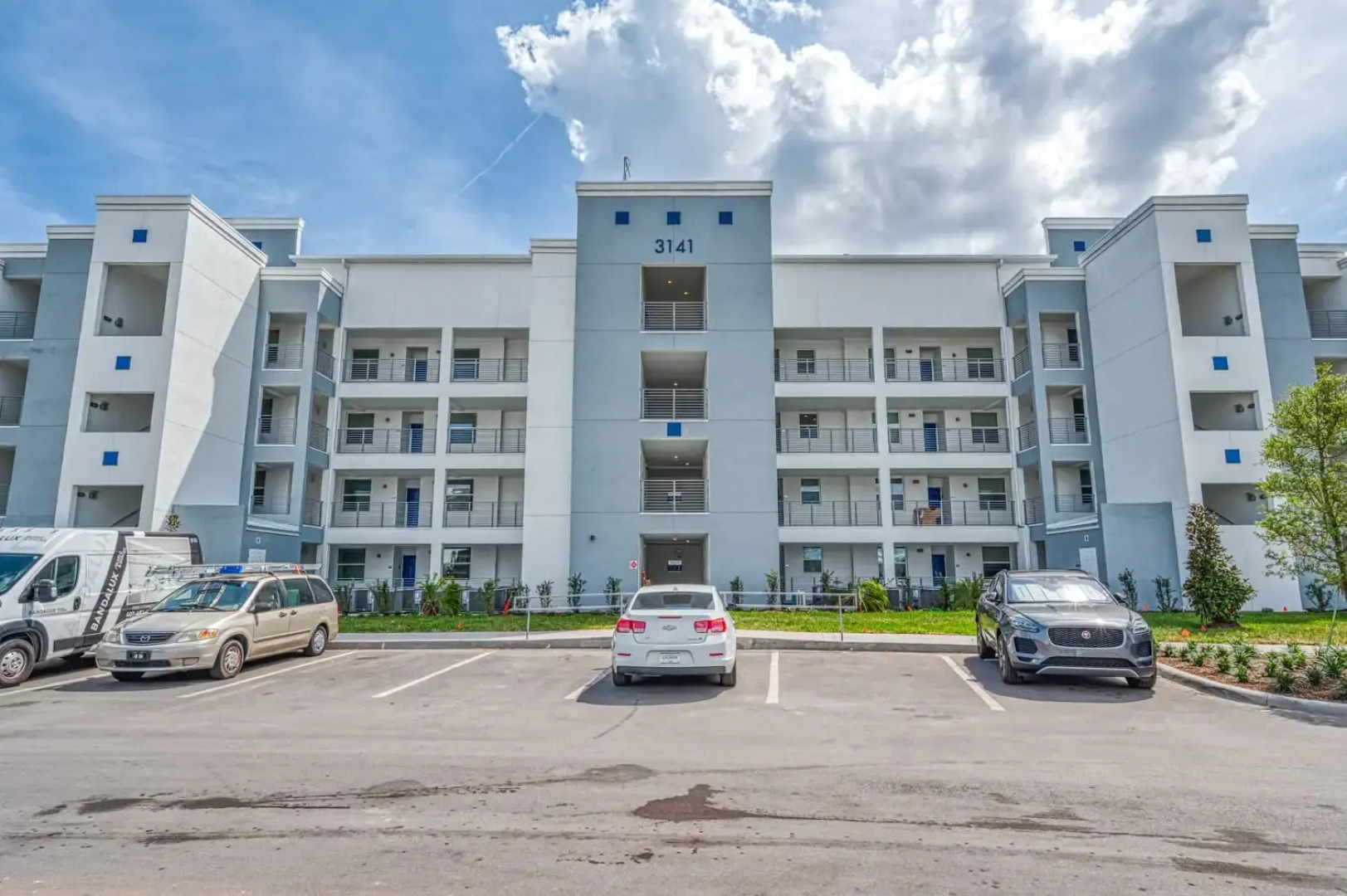 Sophisticated apartment with Mickey themed bedroom near Disney