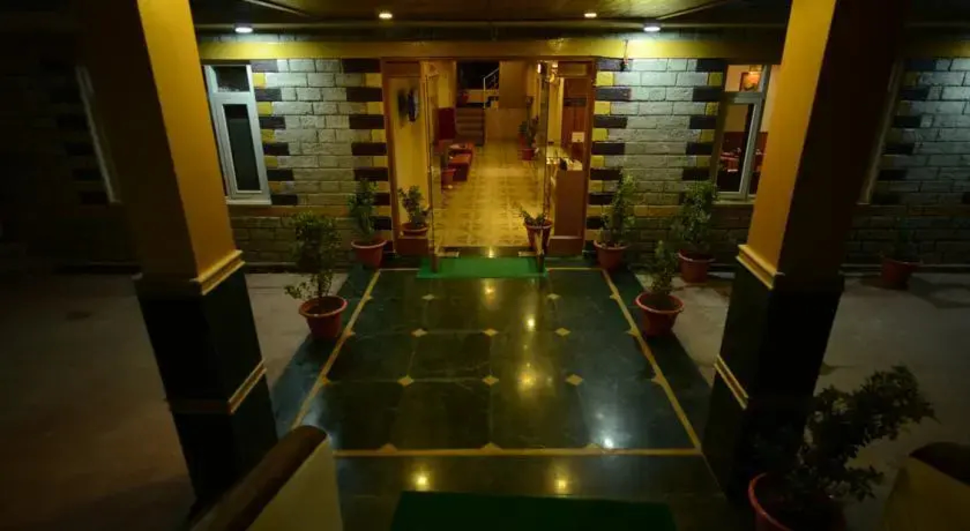 Hotel President
