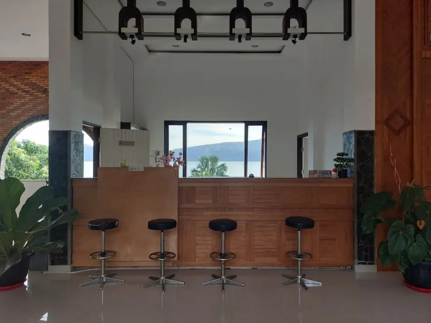 Gondang Sivali Hotel