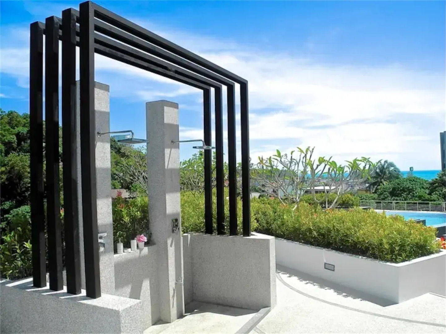 The Ark Karon 1 bedroom Apartment Pool Level