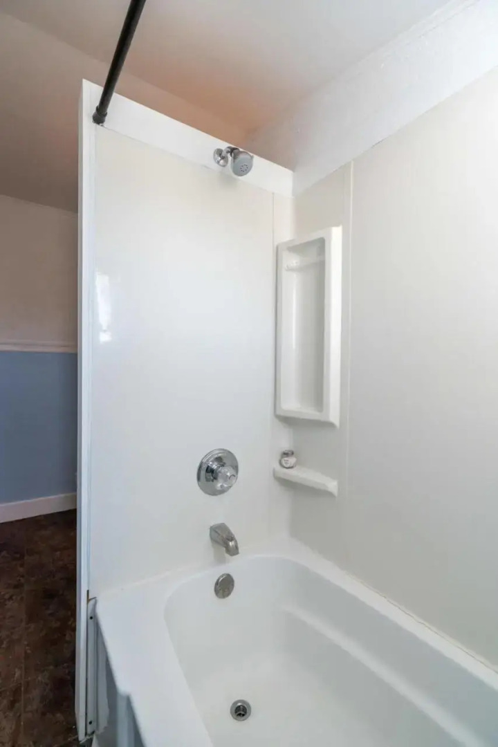 Dino Cave l Walk to Downtown l Fire Pit & BBQ I TV