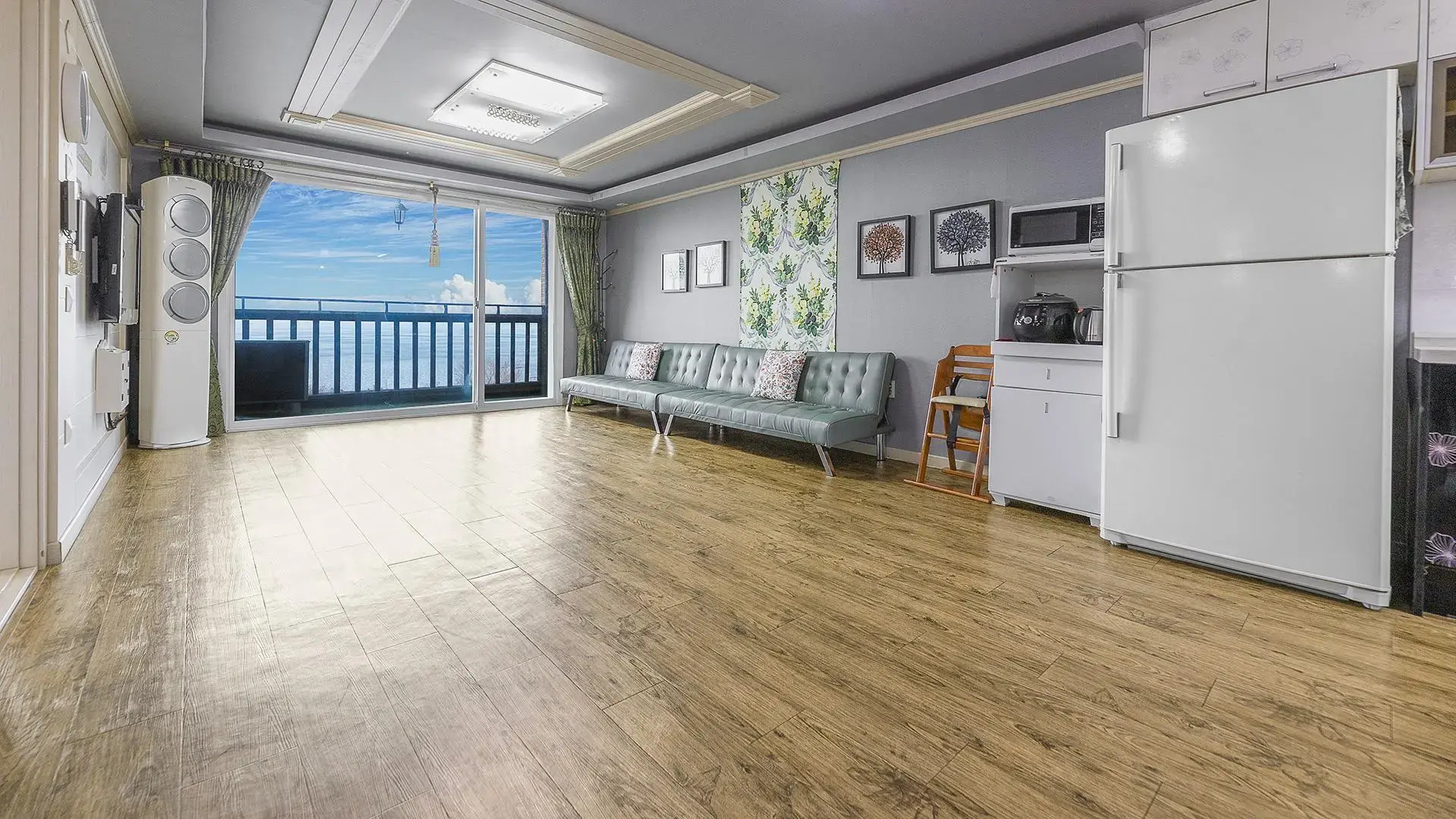 Ganghwa Badatgashimteo Pension