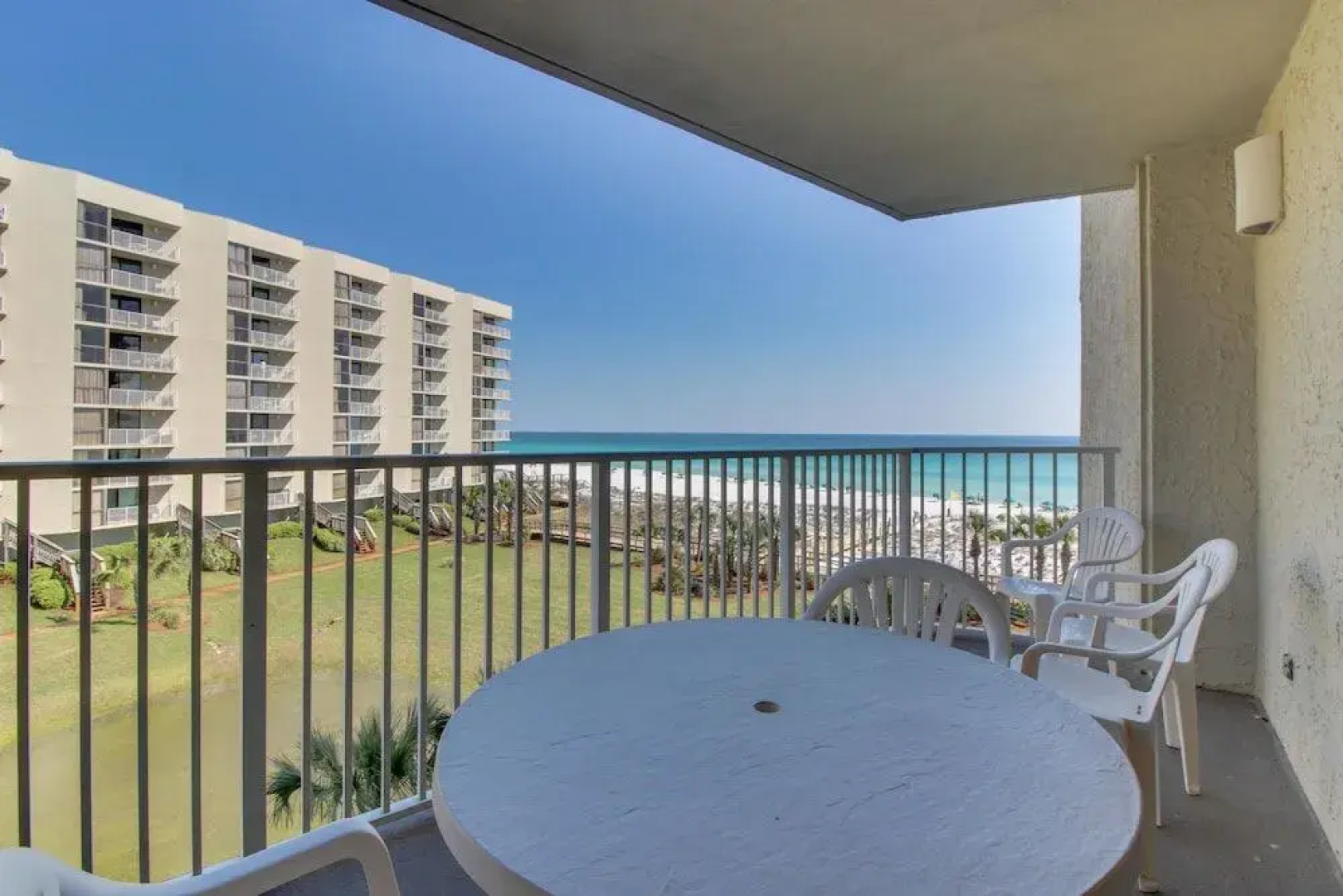 The Mainsail Resort