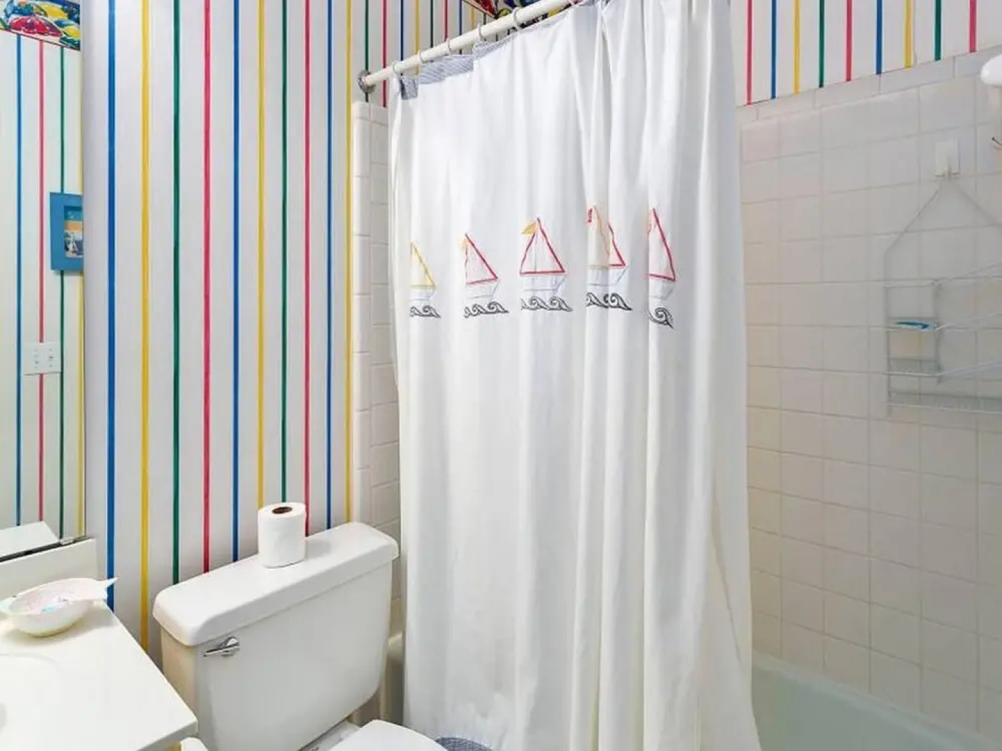 Ocean Walk Three Bedrooms by Hodnett Cooper