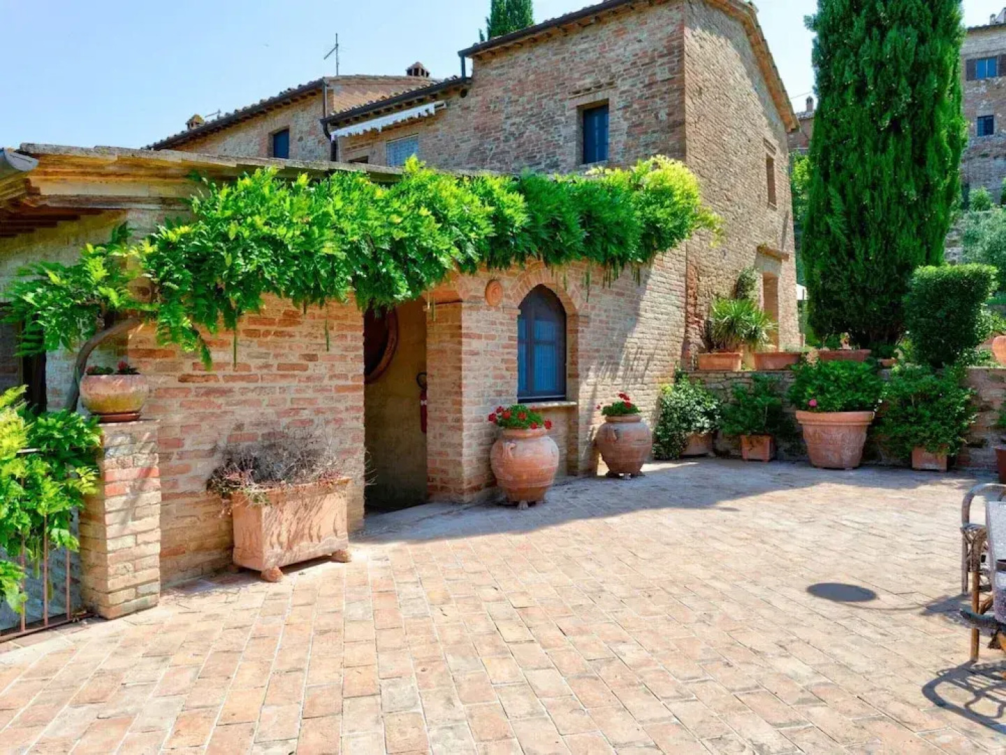 Belvilla by OYO Le Ginestre