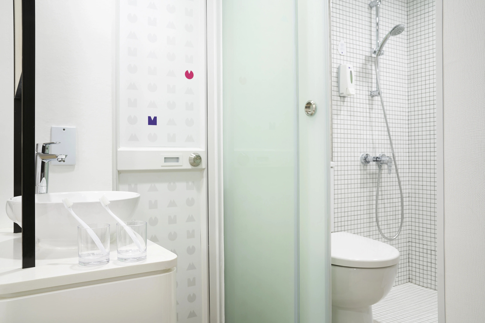 Minimal Hotel Culture