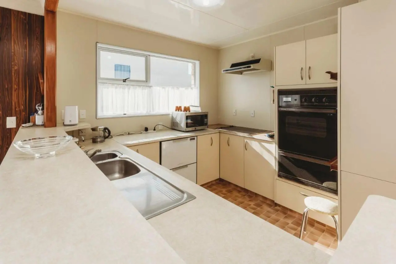 Beach House on Hamblyn