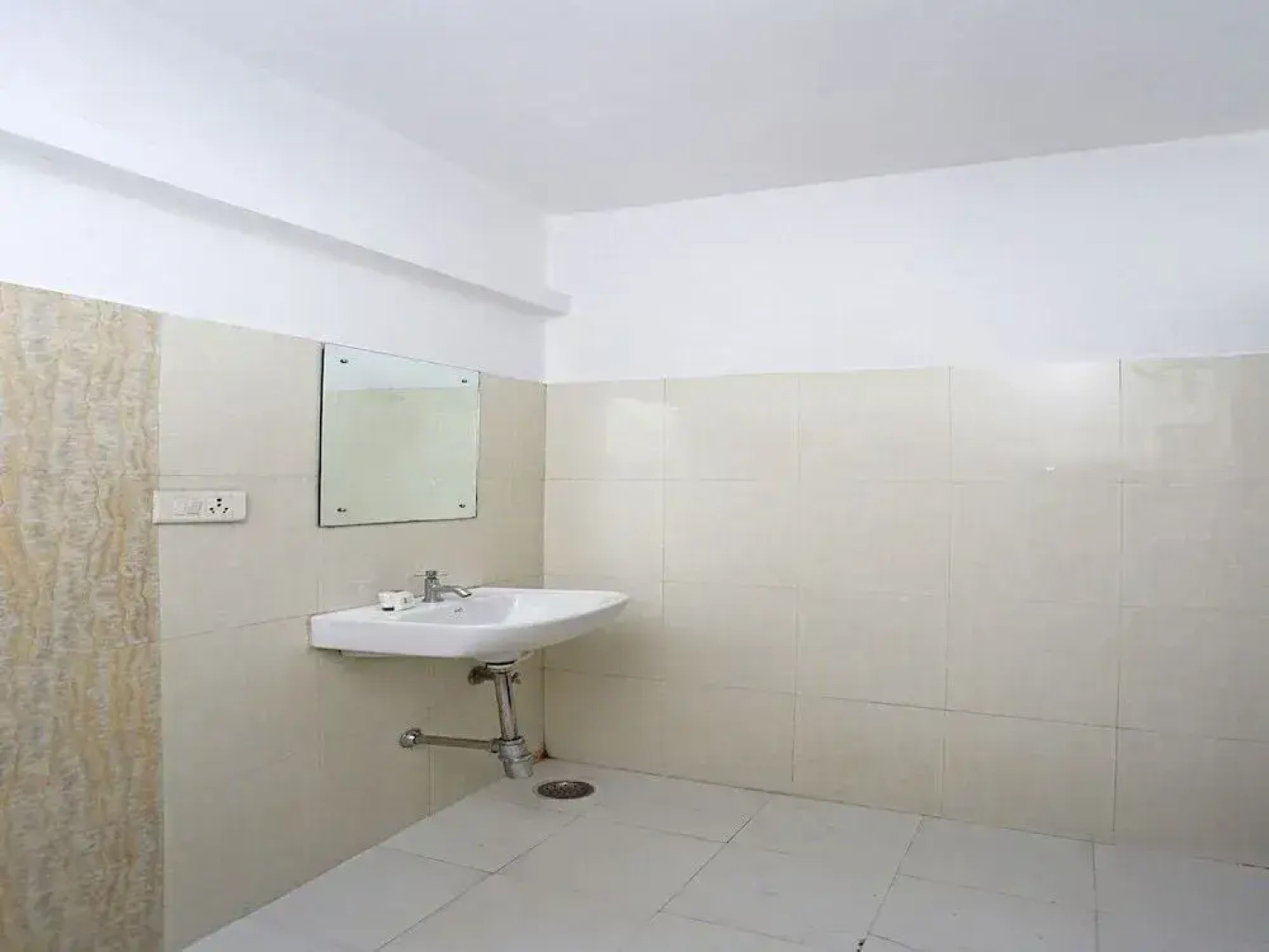 Hotel Regency Square