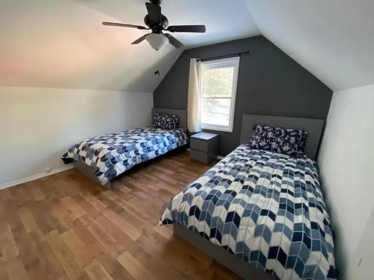 Dream vacation cottage for all seasons 4 bdr/2bath