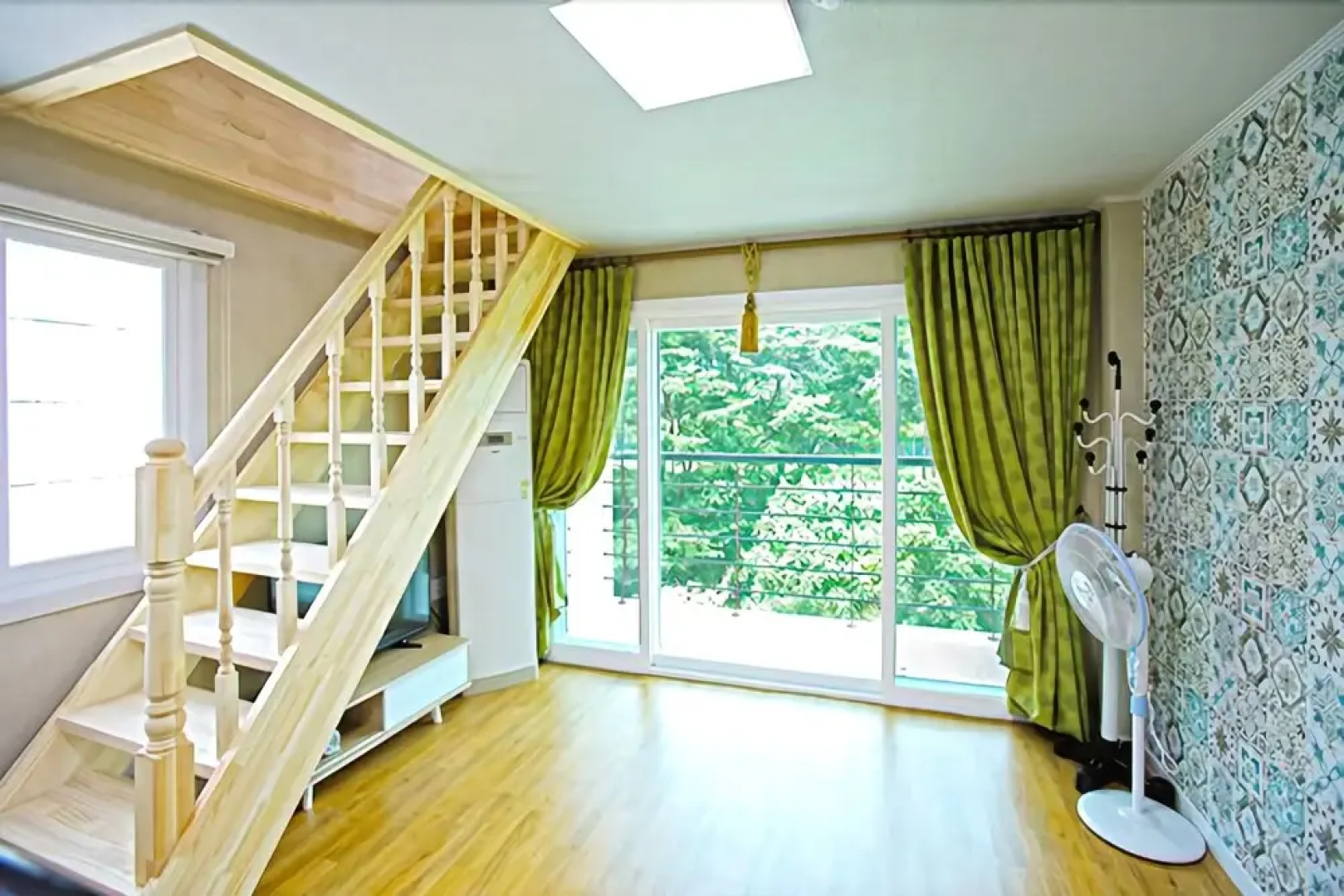 Sangju Sogli Mountain Munjangdae Pension