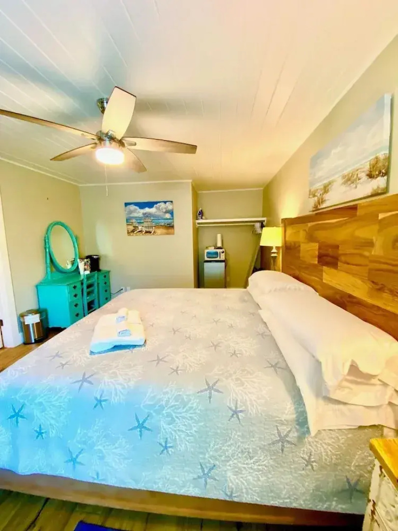 Coast Oaks Cottage 3 1 Bedroom Cottage by RedAwning