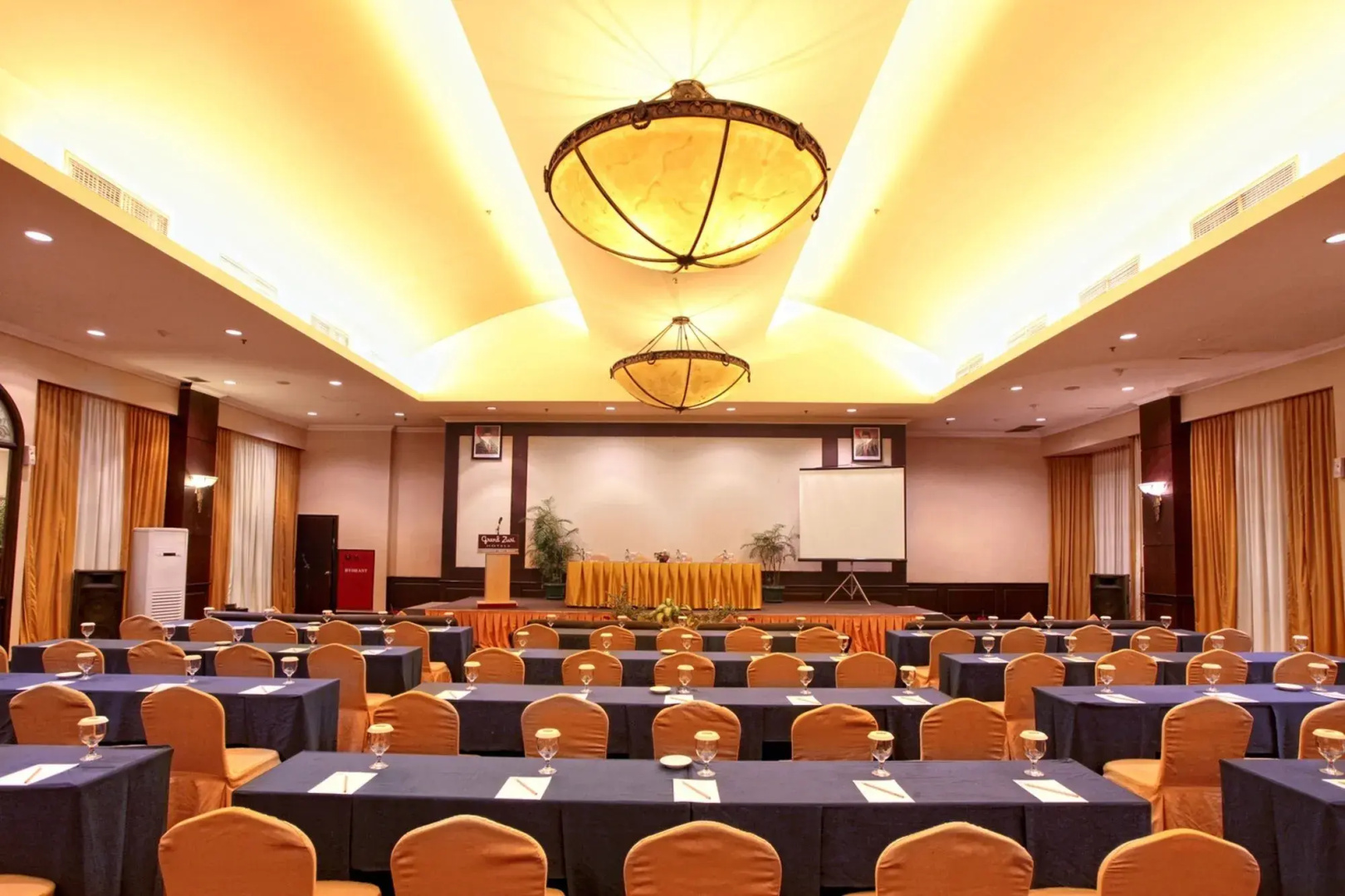 Grand Zuri Pekanbaru