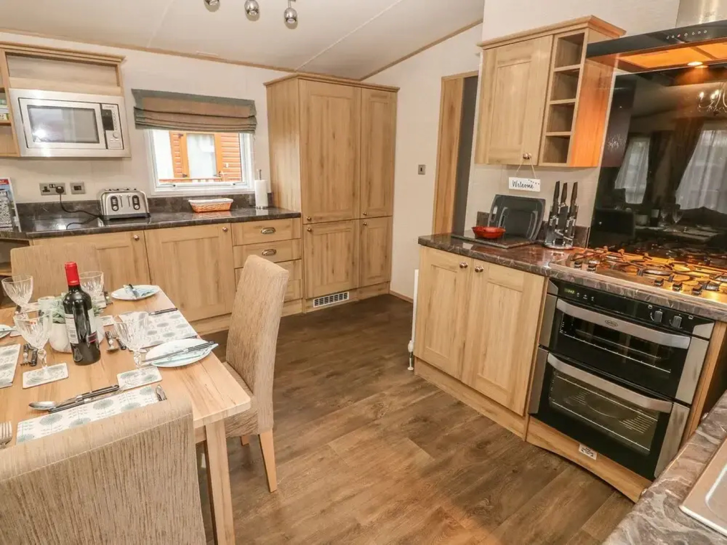 32 Lake View, Norwich