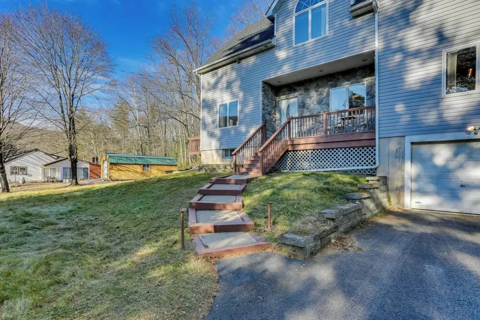 Secluded Kerhonkson Retreat With Deck + Views!