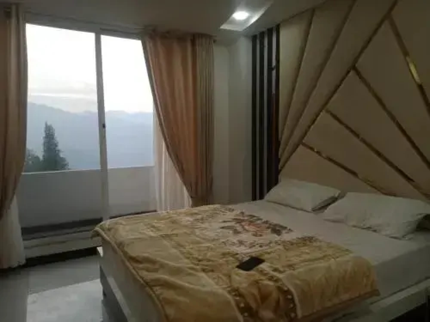 Meridien Suites