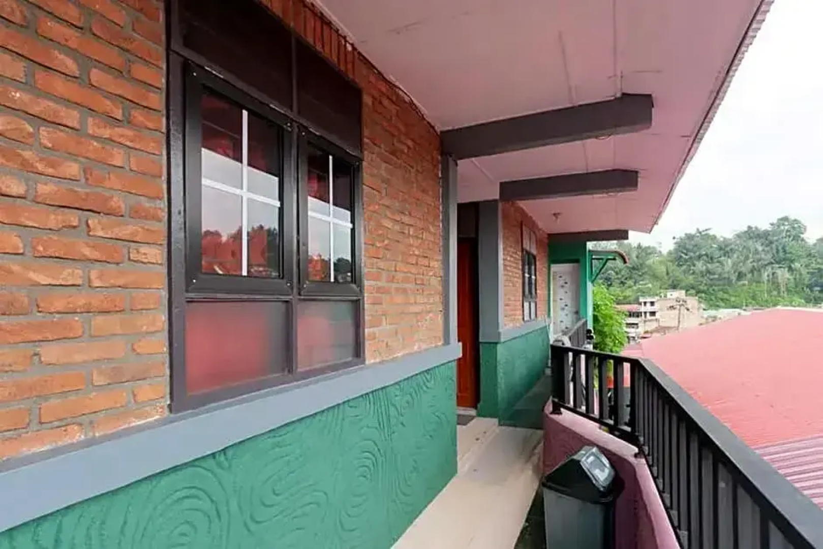 Hotel 78 Parapat Mitra RedDoorz