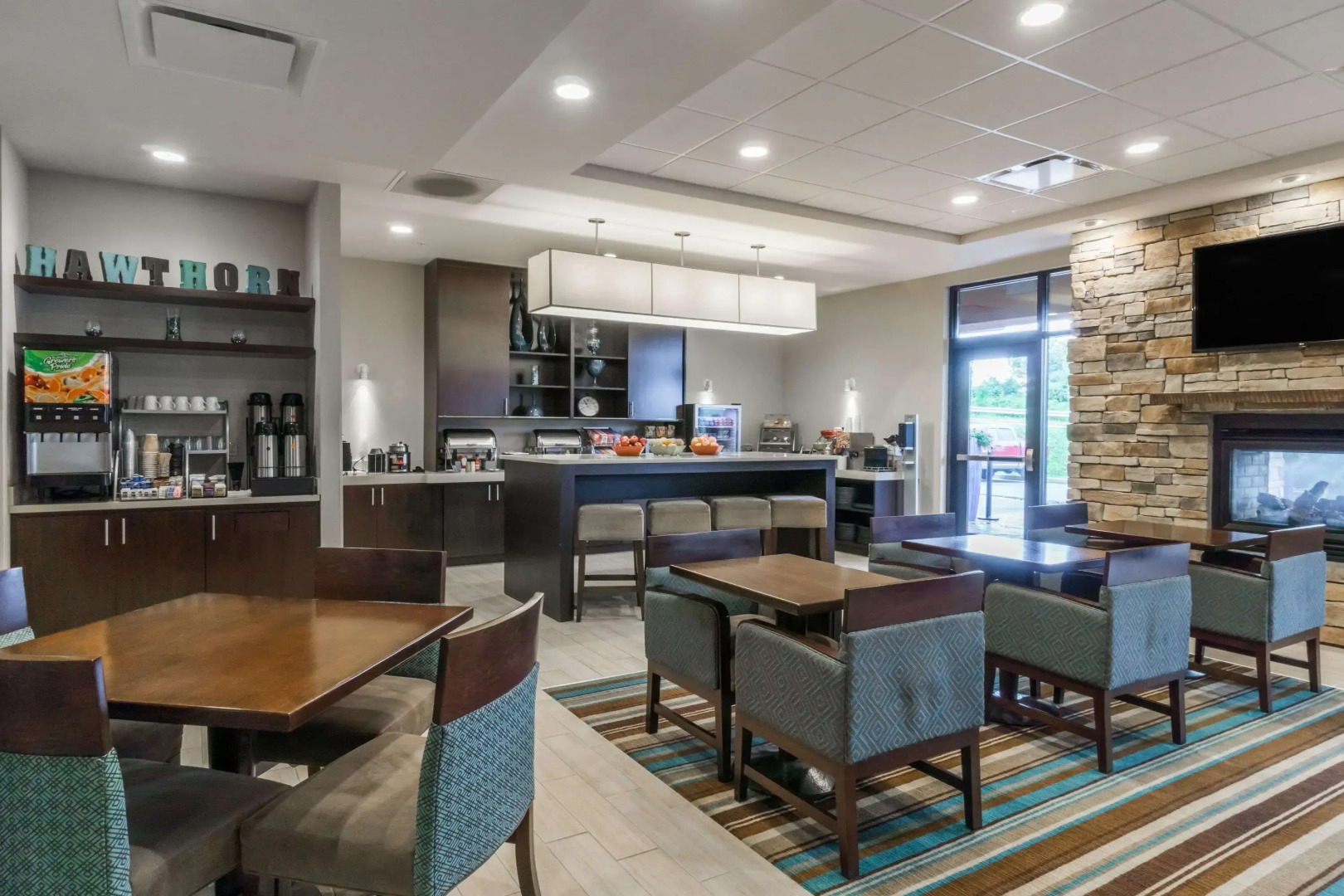 Hawthorn Suites by Wyndham Wheeling at the Highlands