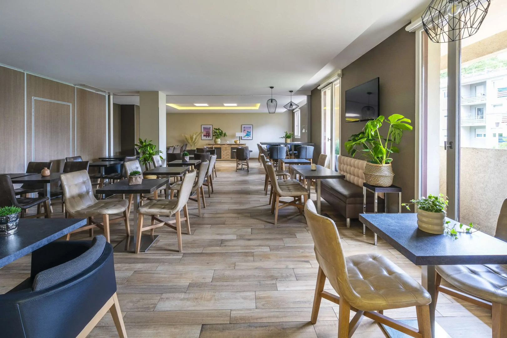 Kyriad Chambery Centre Curial