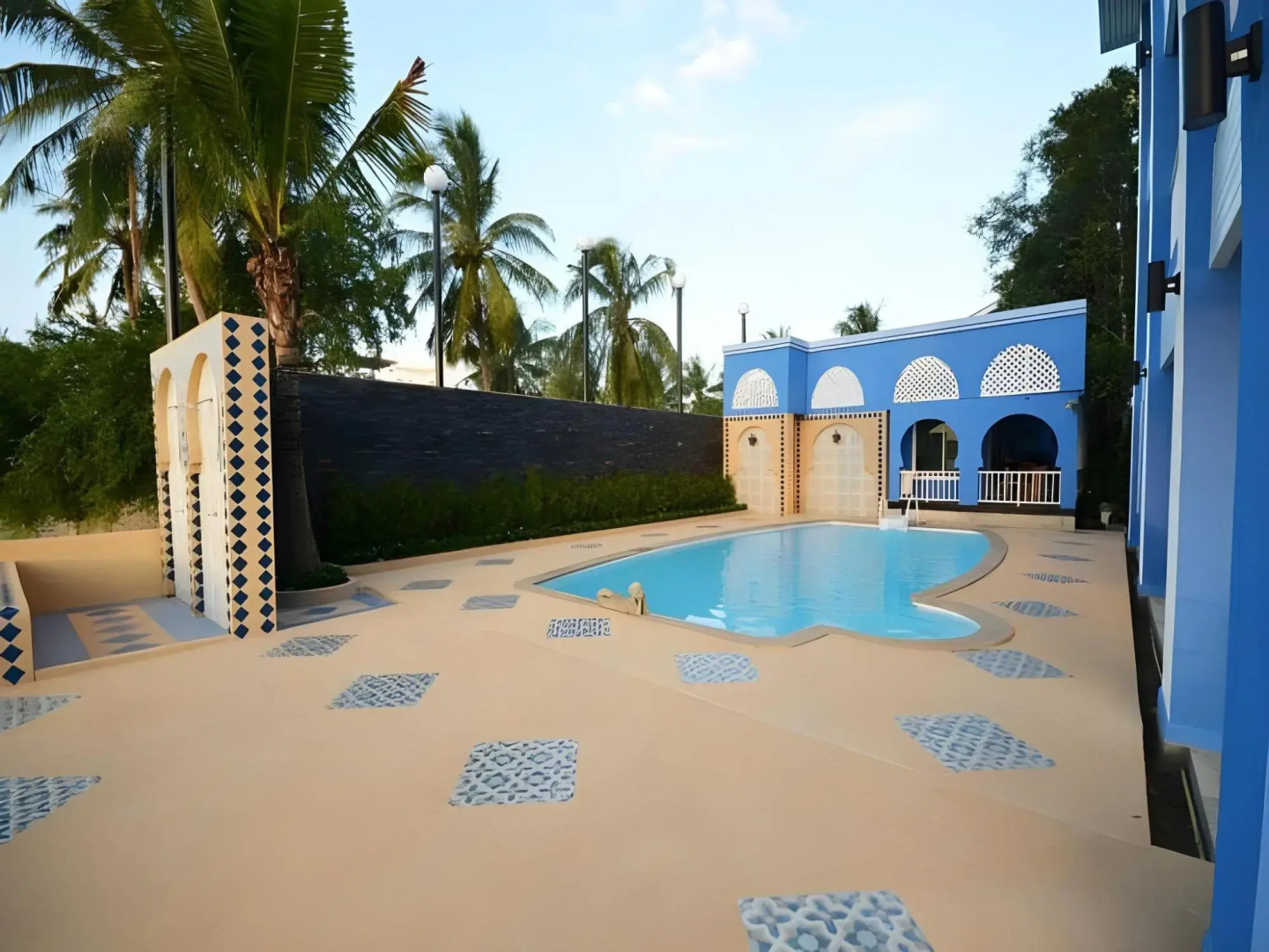 Pearl By The Sea Resort