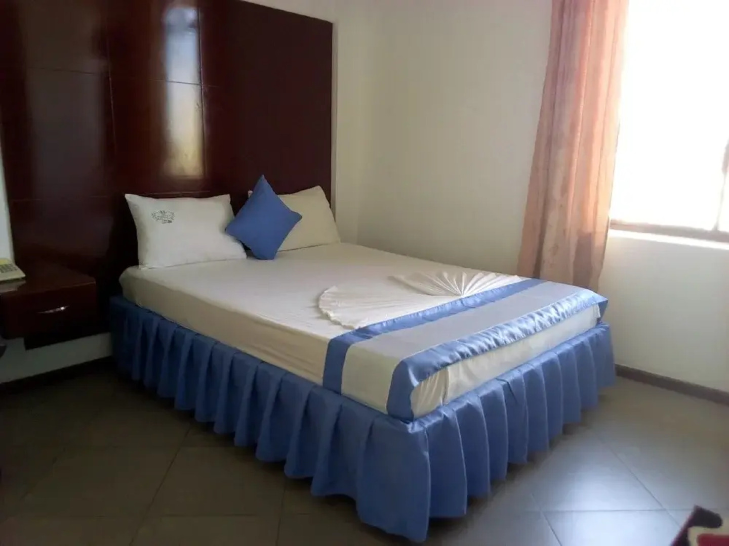 The Grand Villa Hotel