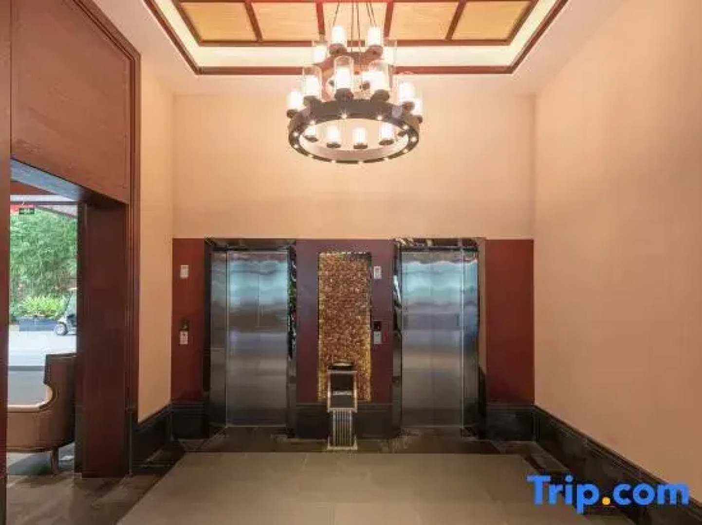 Yipin Yunjing Resort Hotel