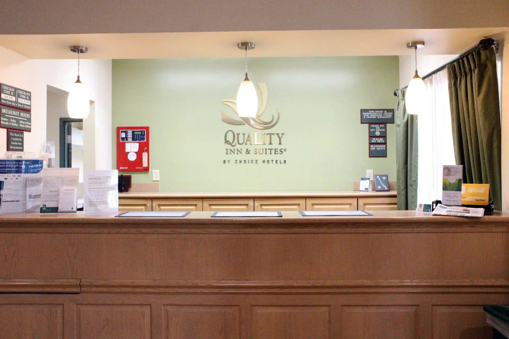 Quality Inn & Suites Cincinnati Sharonville