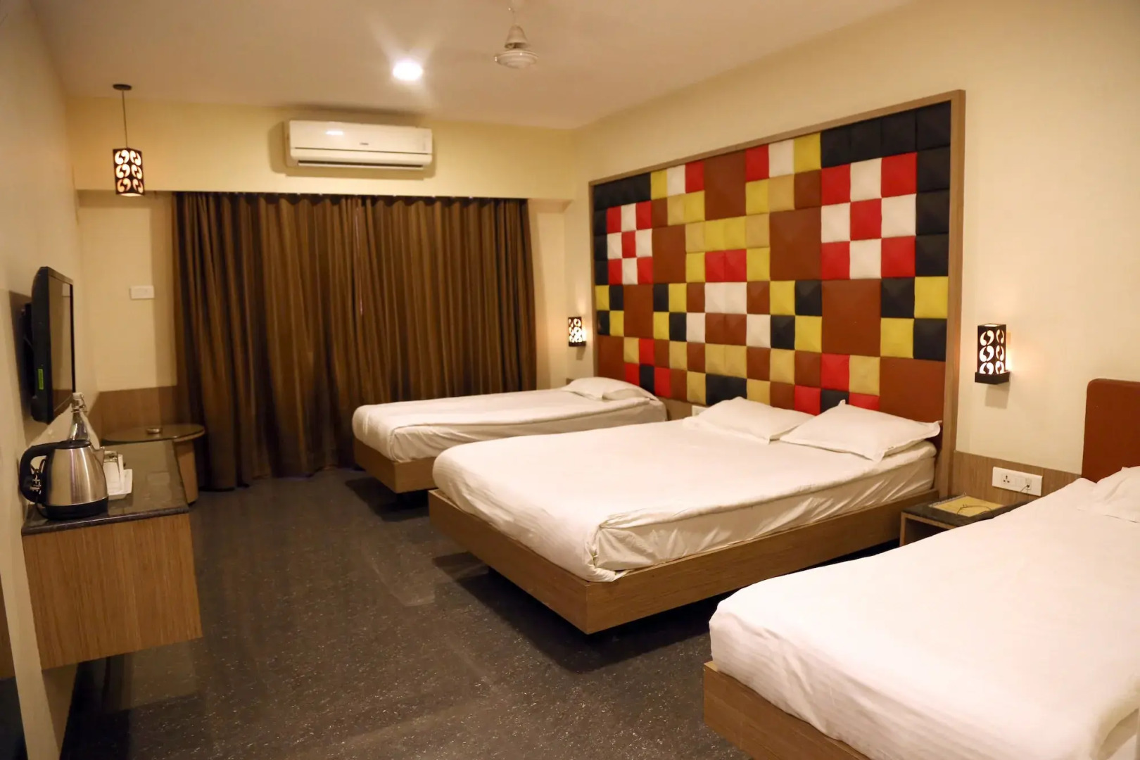 Отель Aurangabad Gymkhana Club