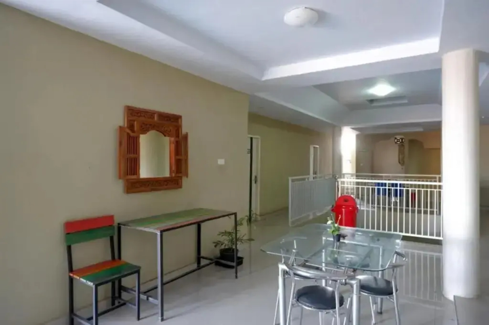 Hotel Larona by RedDoorz