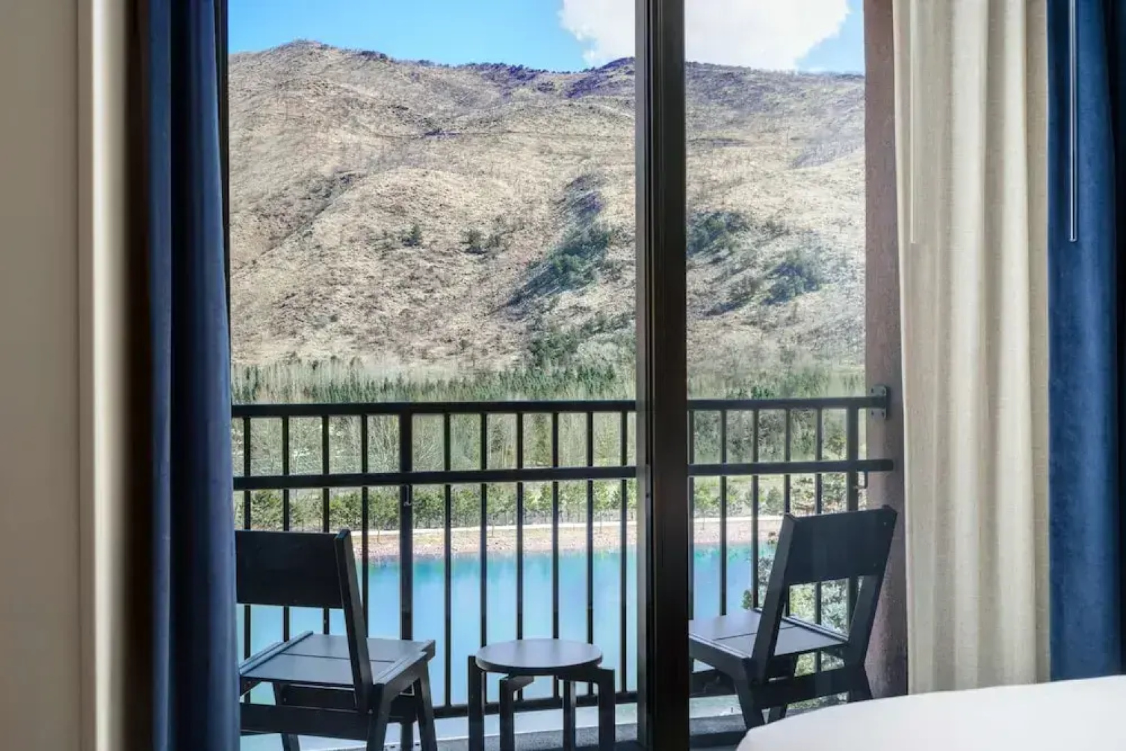 The Hoffmann Hotel Basalt Aspen, Tapestry Collection By Hilton