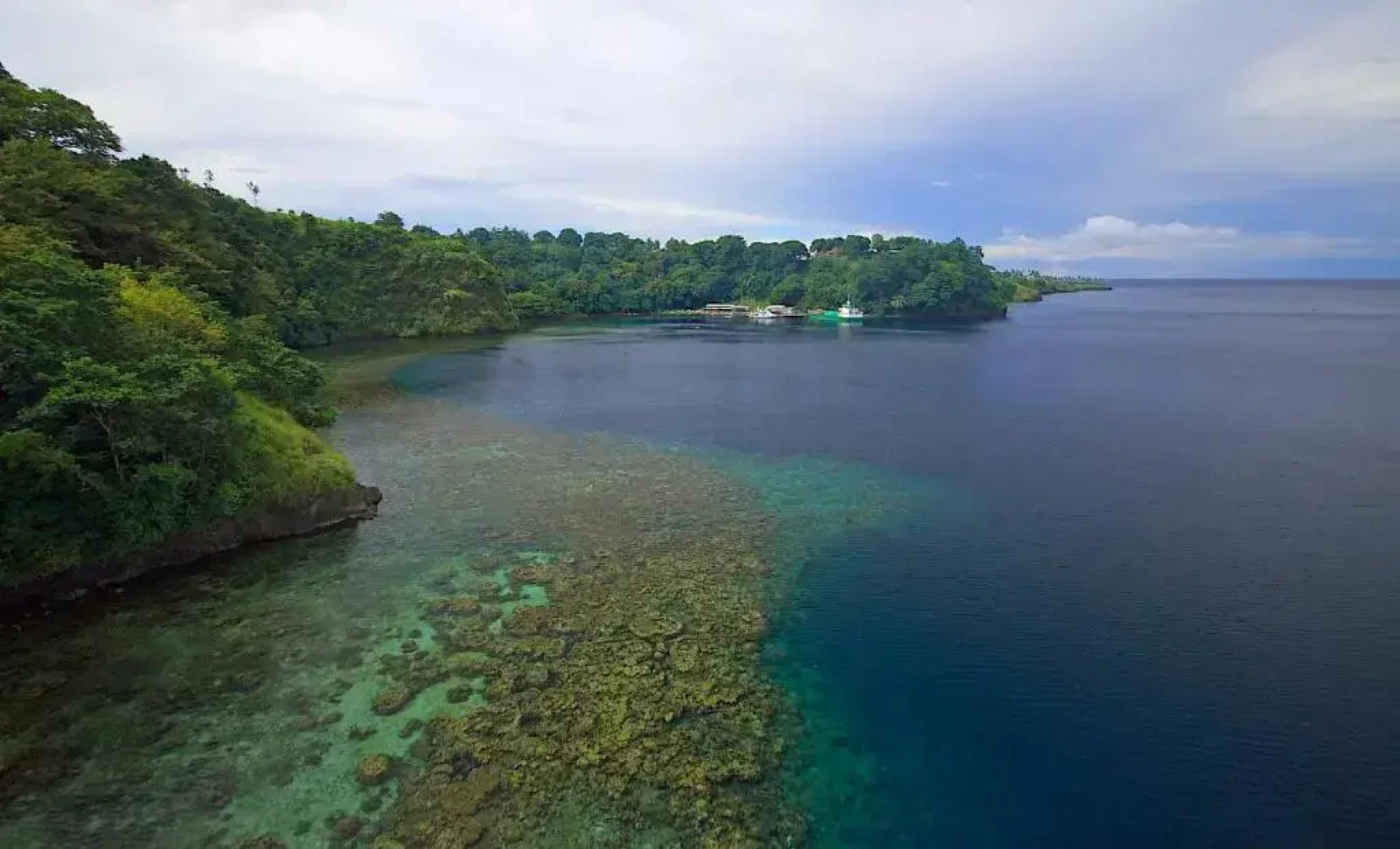 Tufi Resort
