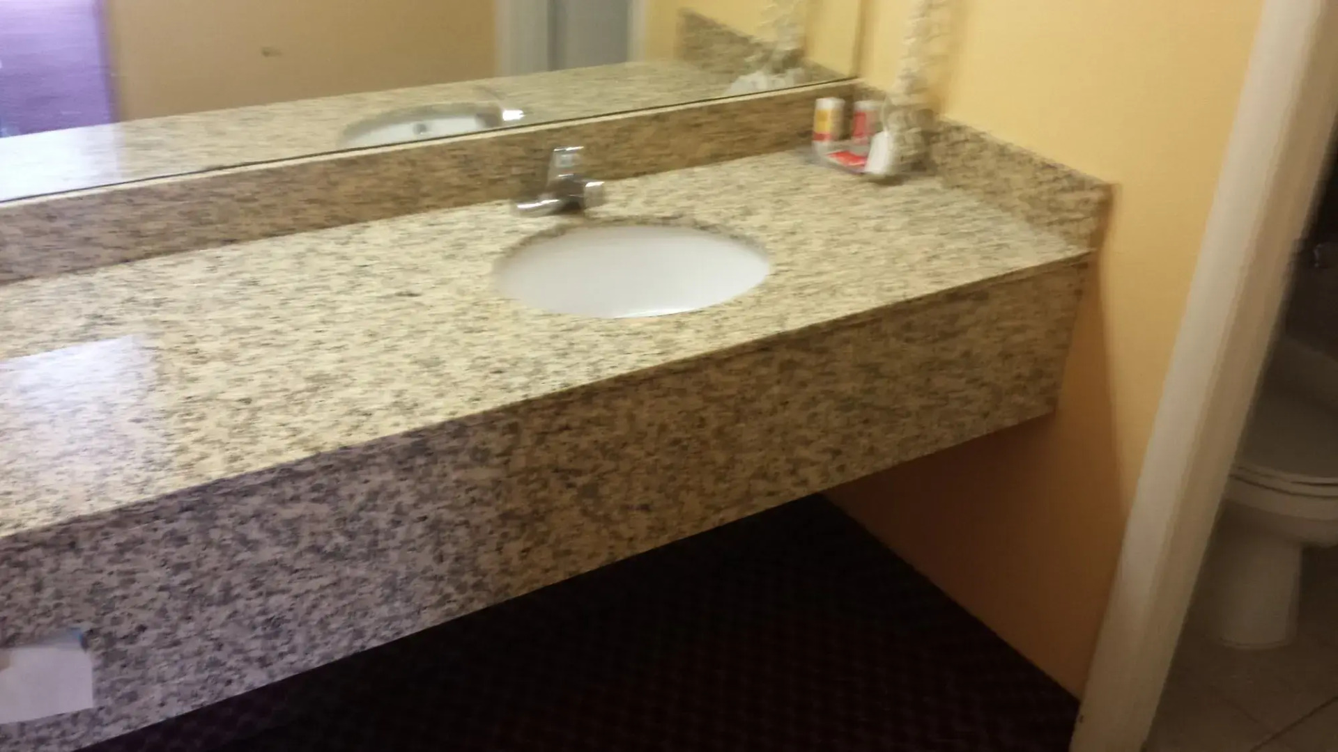 Econo Lodge Near Bluefield College