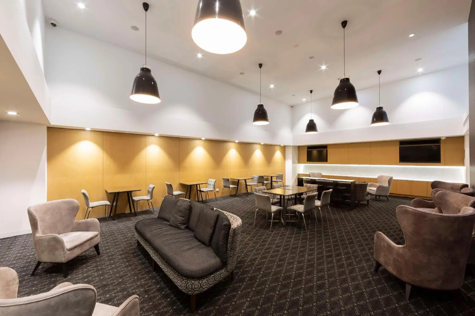 Avenue Hotel Canberra