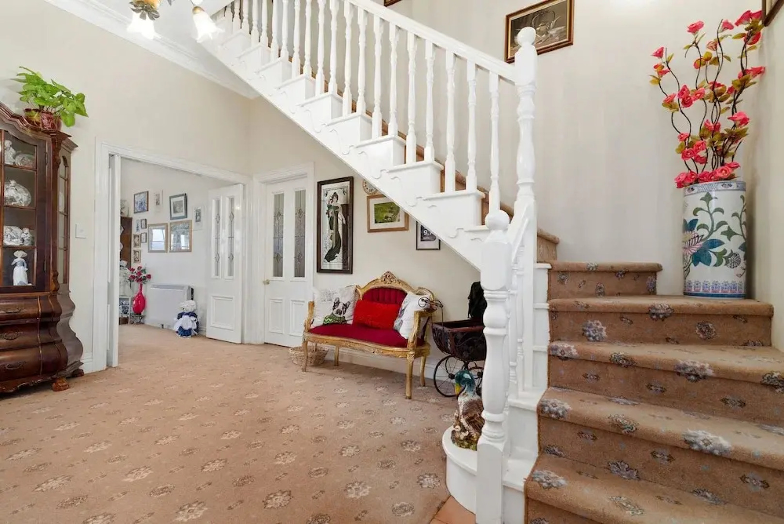 Country Villa Estate